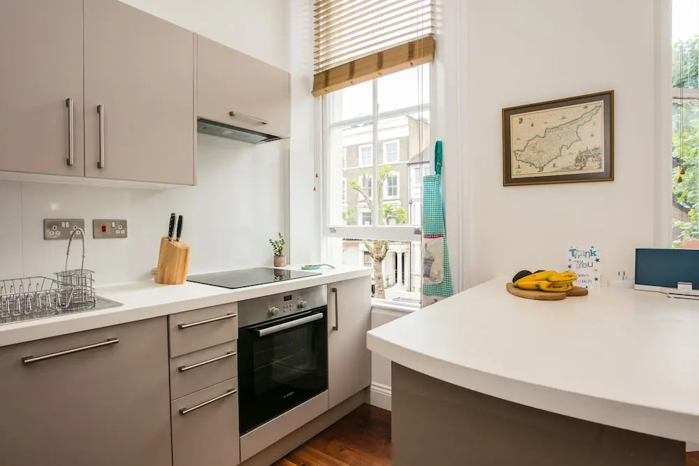 1 Bedroom Flat Near Warwick Avenue