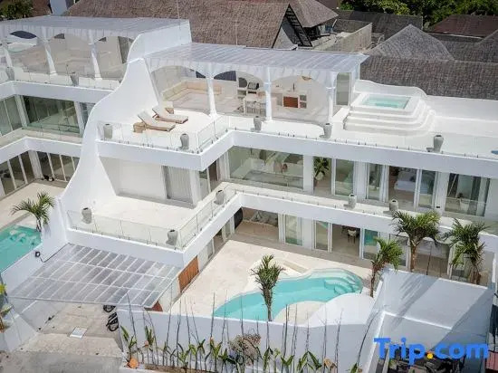 Casa Auma Stunning 4 Bedroom Villa in Canggu