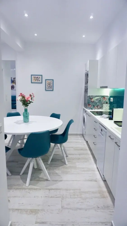 Peaceful Urban Oasis Apt in Athens
