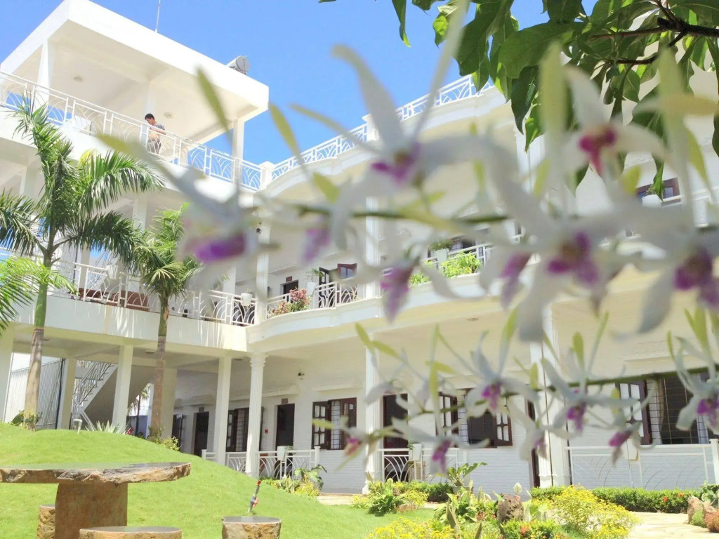 Suncosy Central Resort