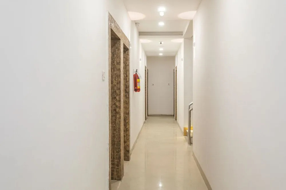 Oyo22734 Hotel Aarav 94