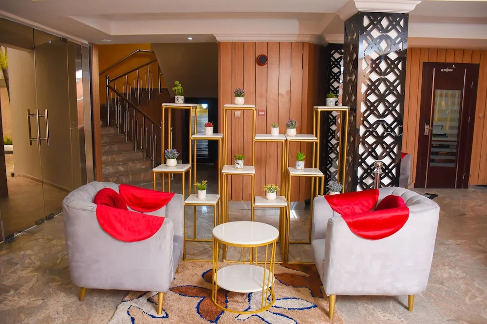 Golden Tulip Garden City Hotel - Rivotel