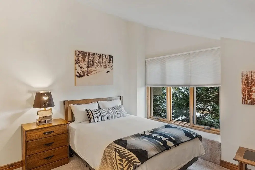 Winterset 7 4 Bedroom Condo