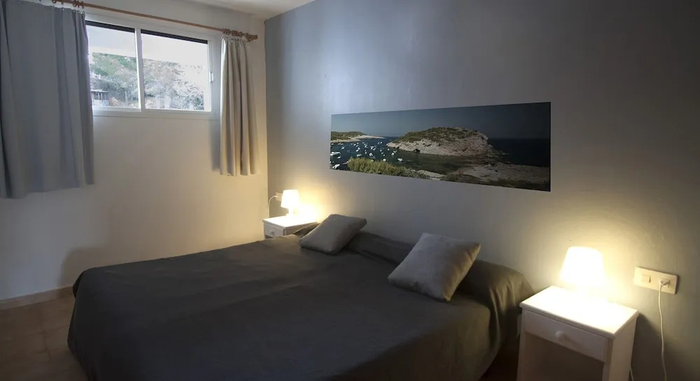 Apartamentos Portinatx