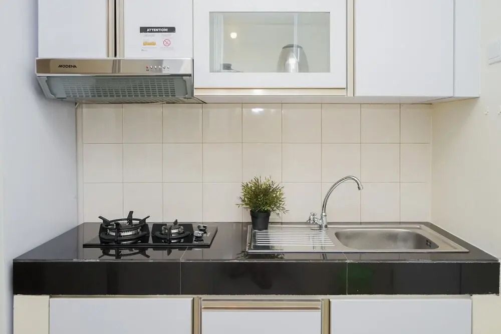Comfy and Homey Studio at Bintaro Plaza Residence Tower Altiz Apartment