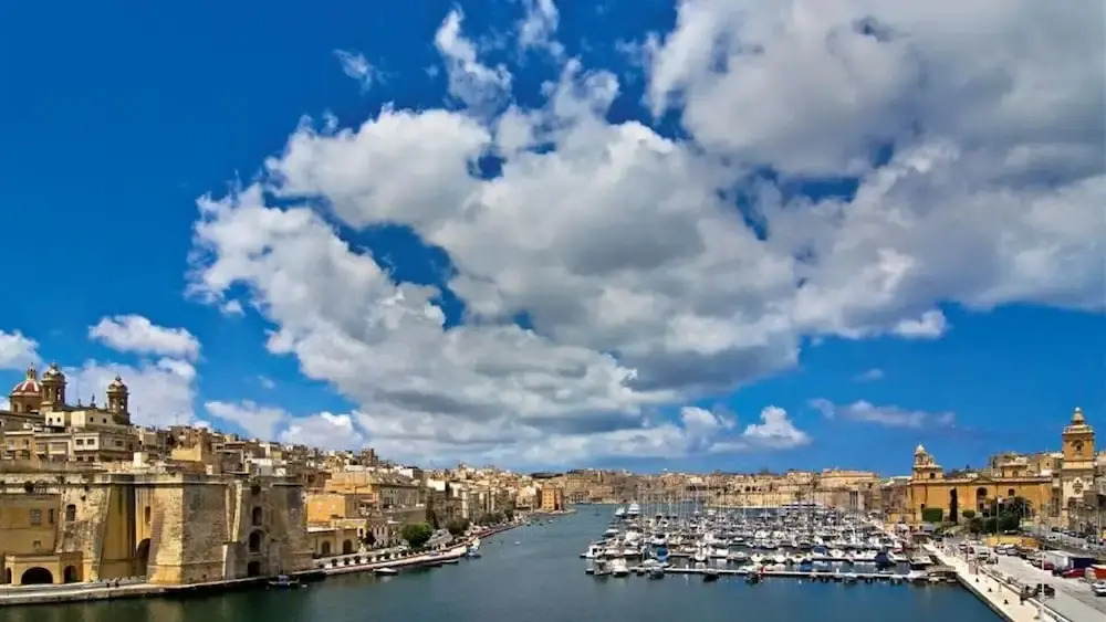 Traditional Maltese Townhouse, Roof Terrace and Views