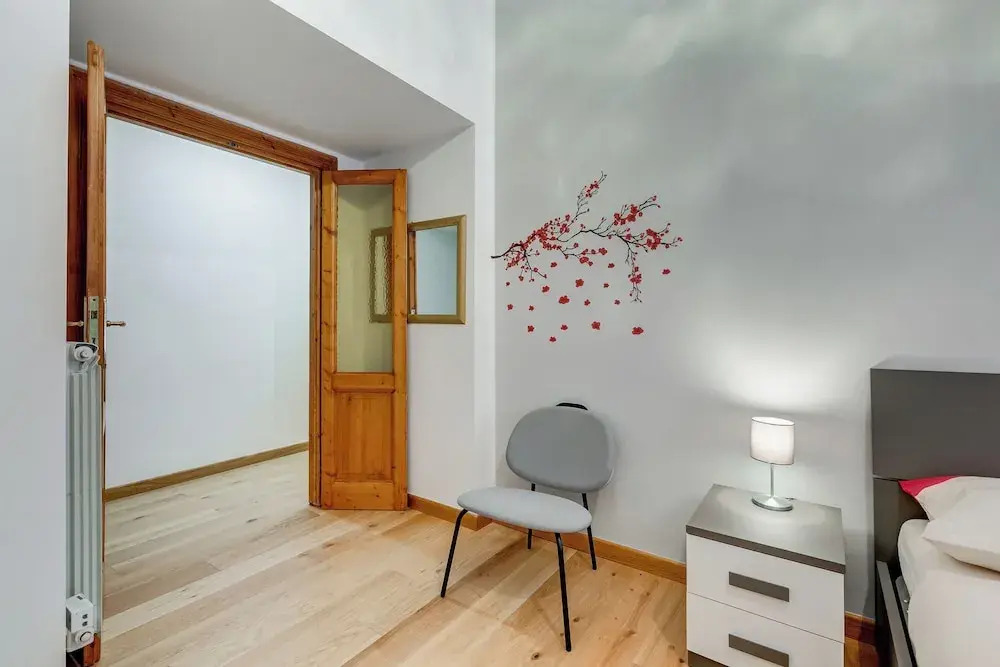 3-Bedroom Home Near Trastevere Station
