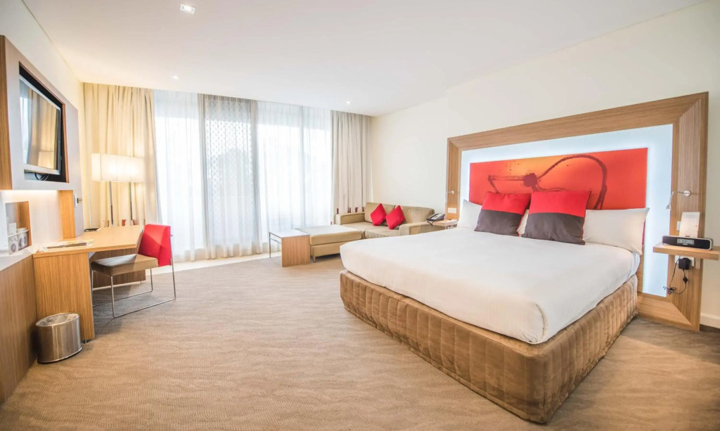Novotel Sydney West HQ