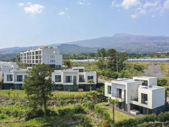 Velum Resort