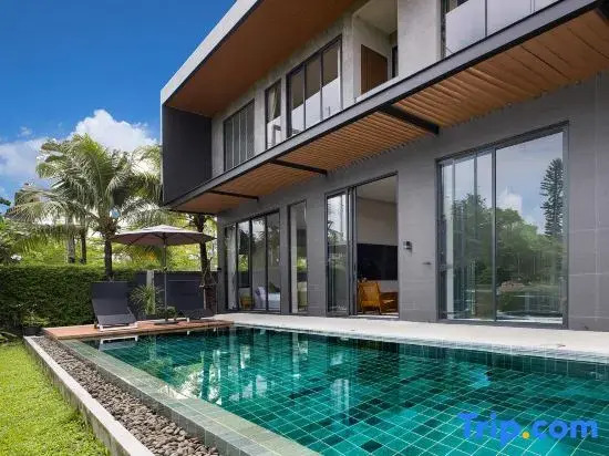 3 Bedroom Seaview Pool Villa | near Chalong Pier | Phuket | Warm Plus