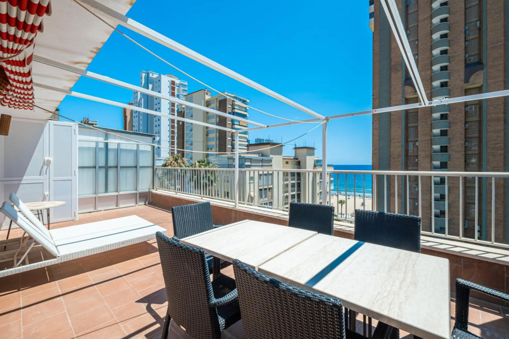 Penthouse El Pato 872
