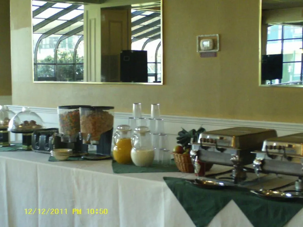 Newburgh Inn
