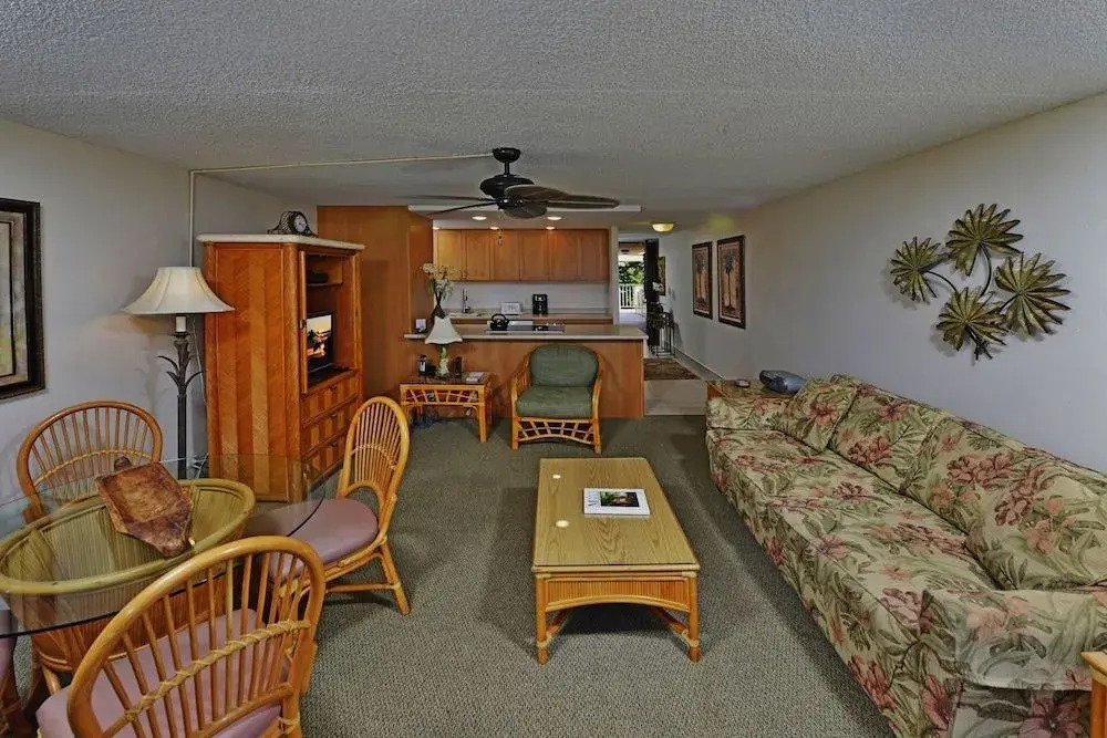 Kaleialoha #413 1 Bedroom 1 Bathroom Condo by Redawning