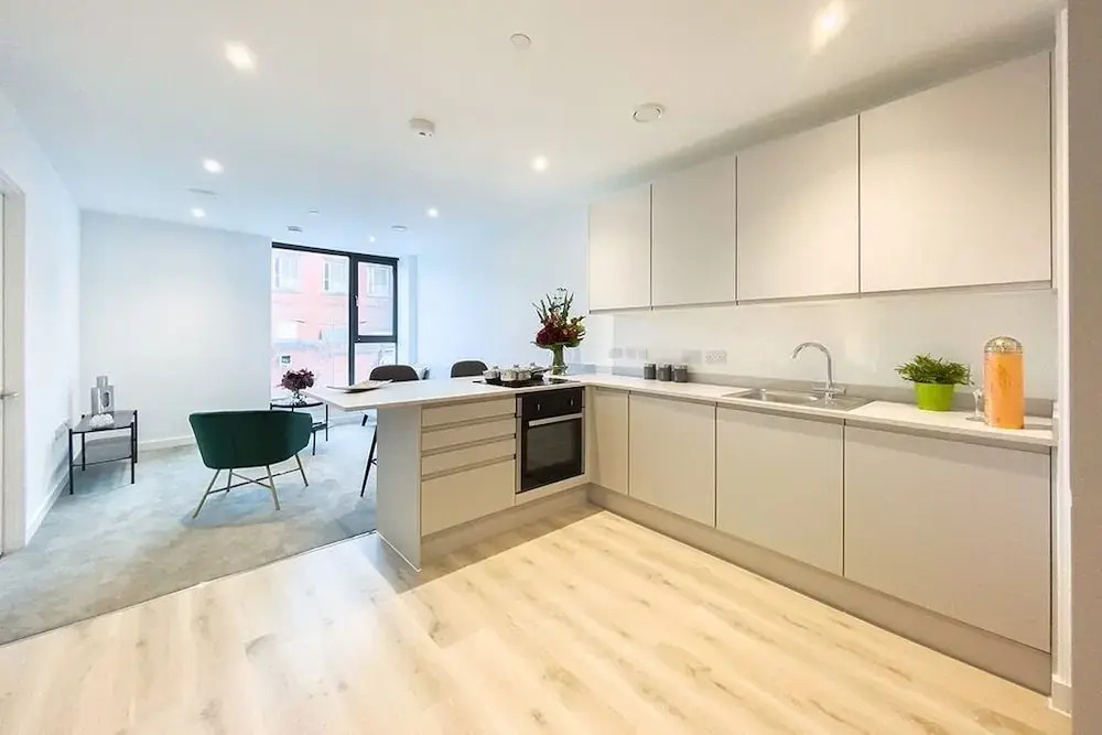 Manchester Terrace Retreat-cinema & Free Parking