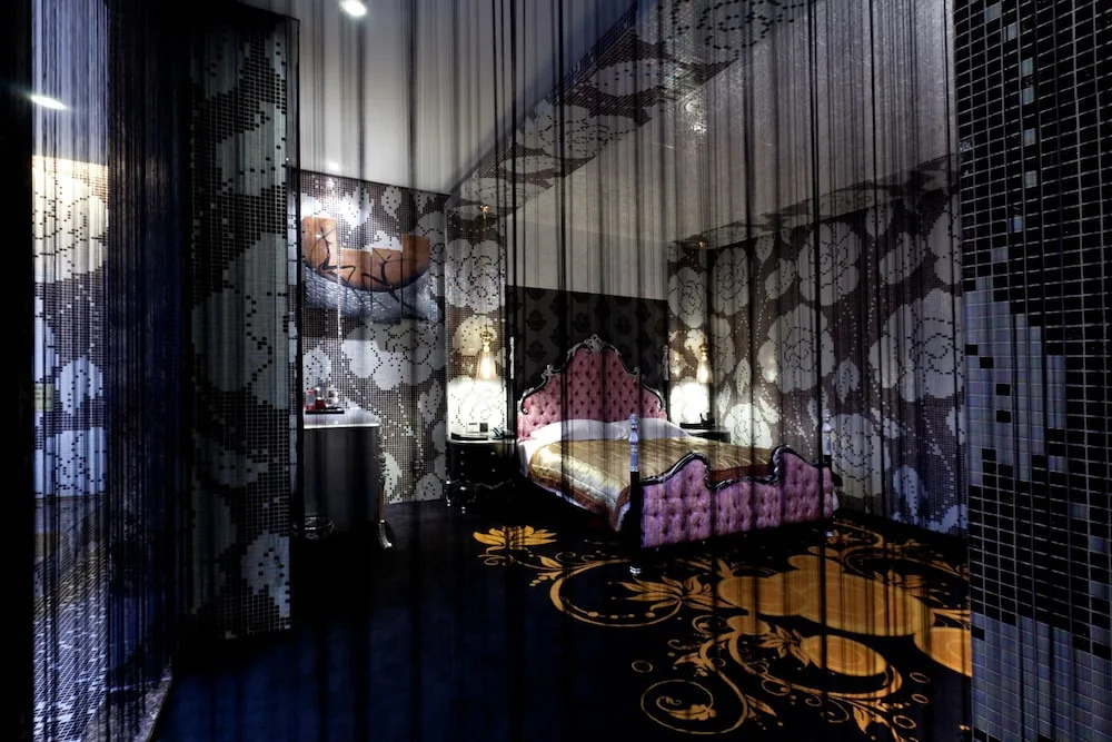 Luxurious Romantic Hotel