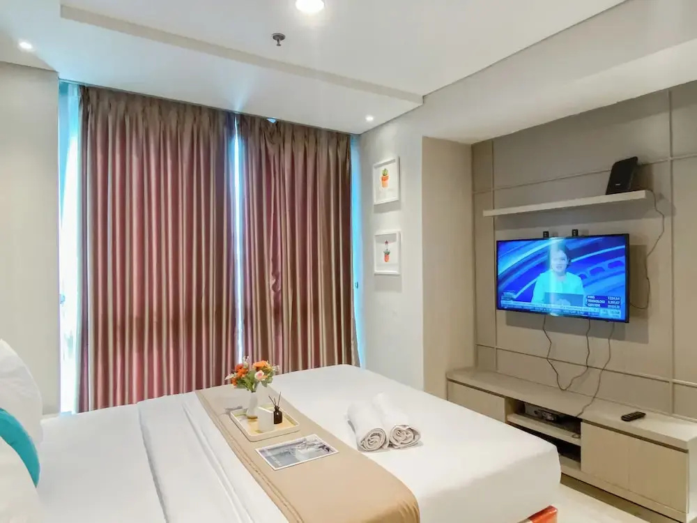 Spacious And Modern 3Br Ciputra World 2 Apartment