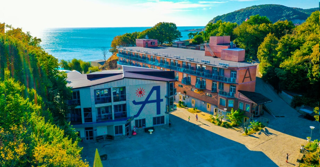 Aton Family Hotel (Атон фемили)