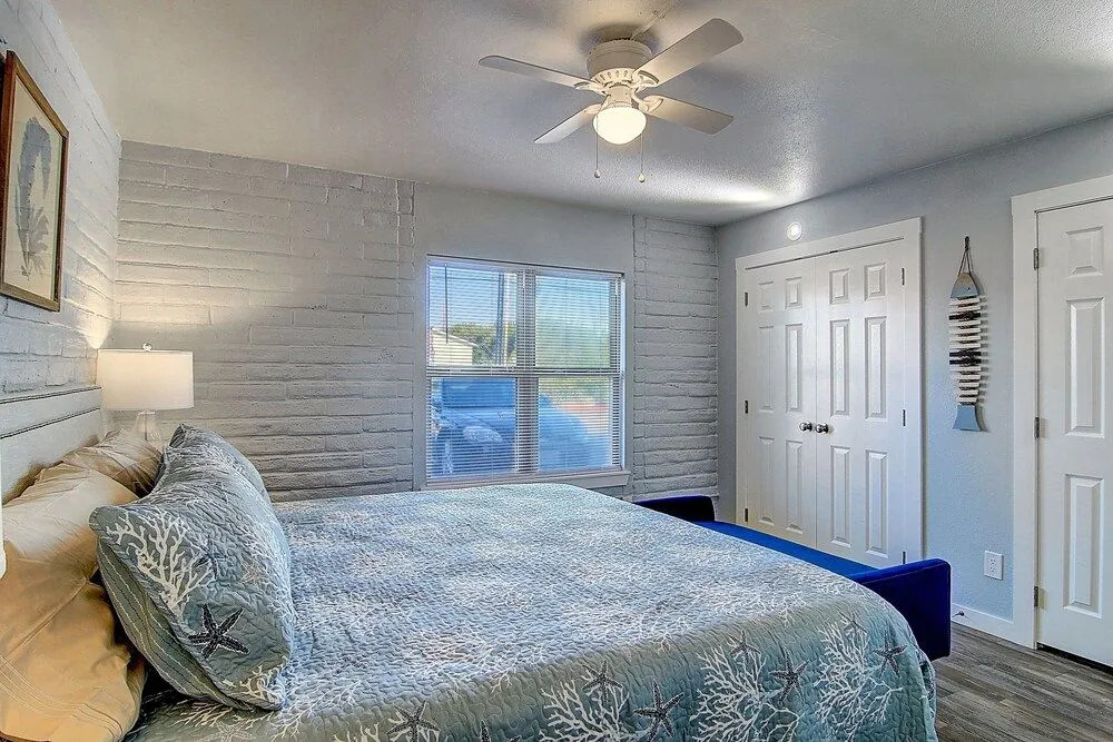 Tropical Haven 2 Bedroom Condo by Redawning