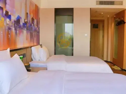VX Fuyang Railway Station Beijing East Road Hotel