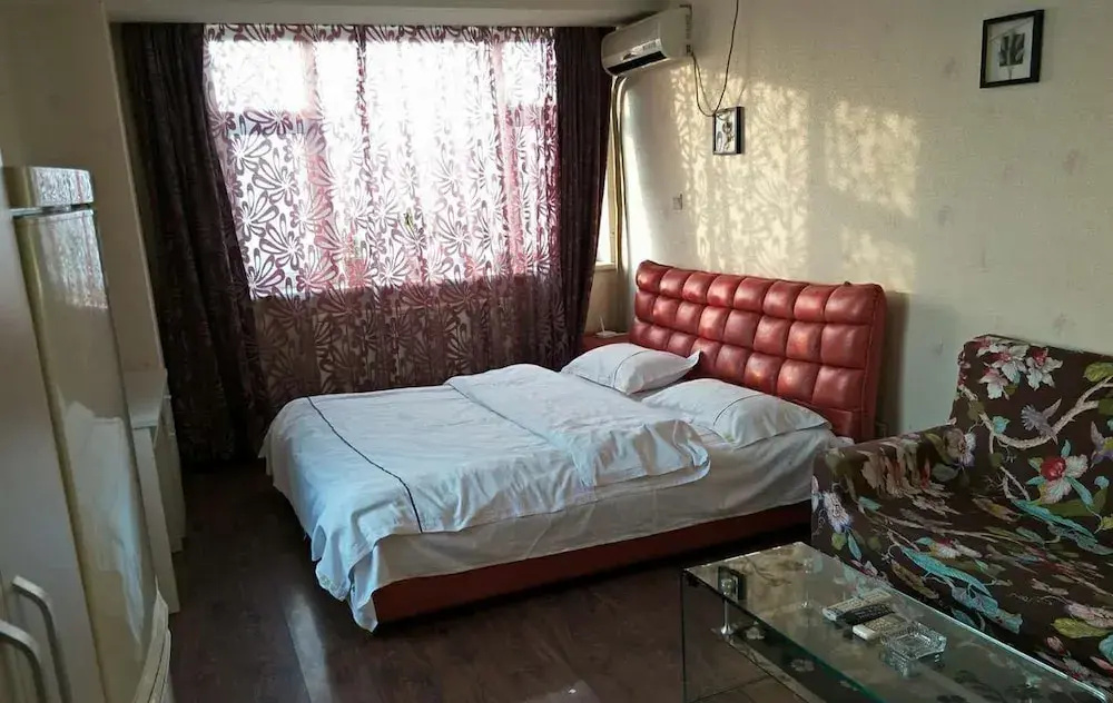 72 Apartment (Shenyang Yishijie Furniture Building A)