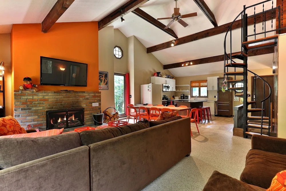 Champagne Chalet - Killington Ski House by Killington Vacation Rentals