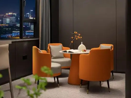 Wuhu Yunaman Future Hotel (Zhongshan Road Pedestrian Street Binjiang Park Branch)