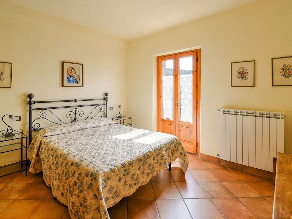 Spacious Holiday Home in Lamporecchio With Pool