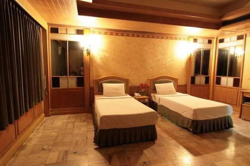 13 Coins Resort Bang Na