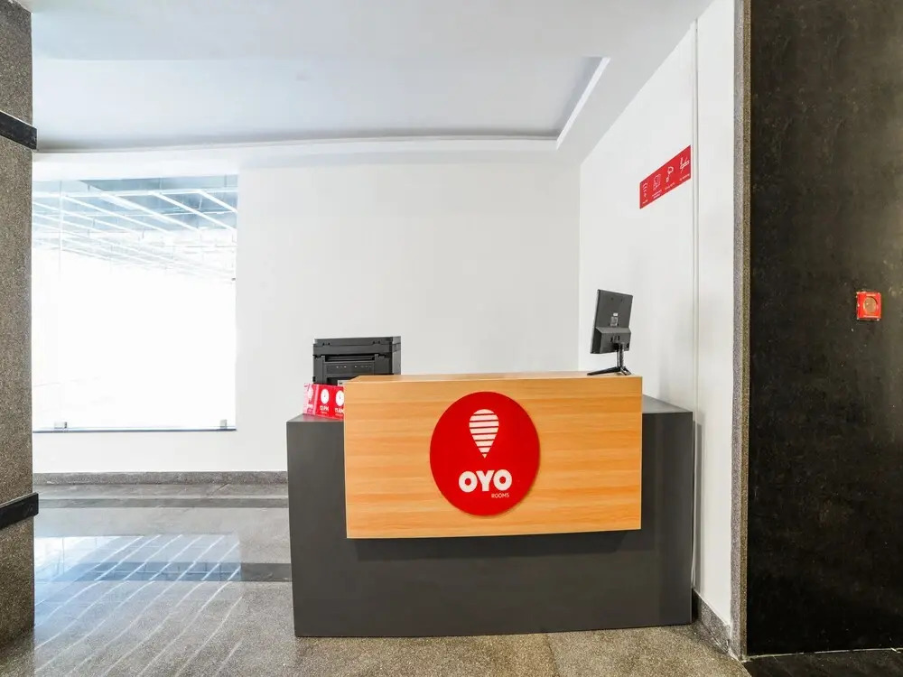 OYO 18833 SilverKey Babylon Whitefields