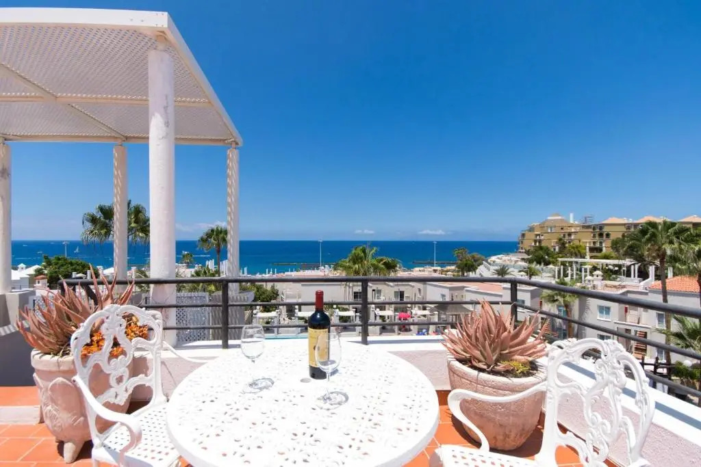 Los Olivos 13 - One Bed