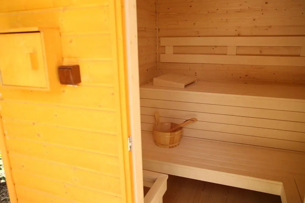 Hunyadi Panzió- Apartmanház