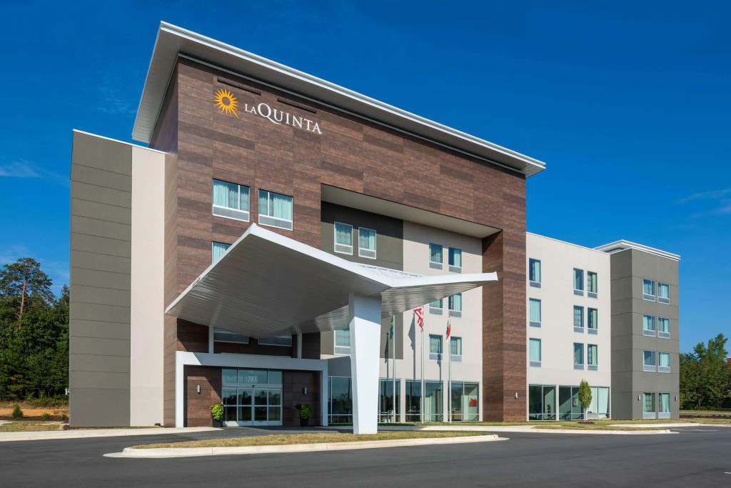 La Quinta by Wyndham Greensboro Airport High Point