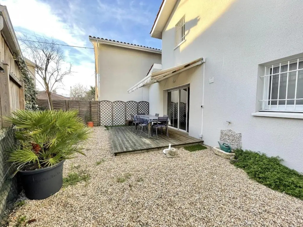 36 Avenue Rosni Jeune -012