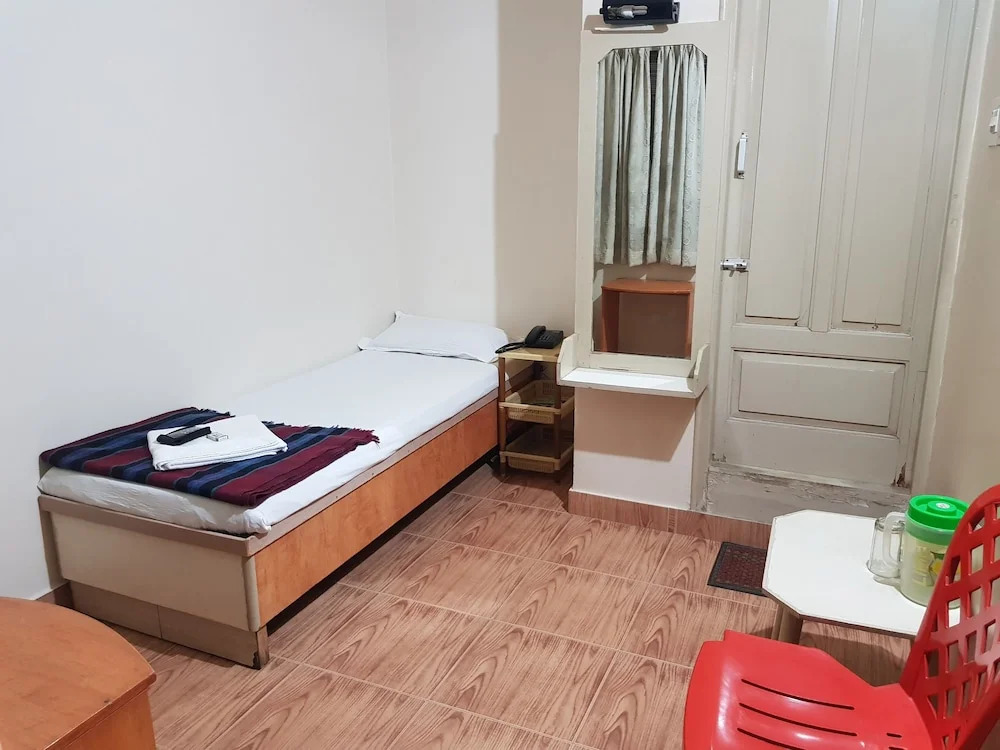 Sri Kumara Lodge