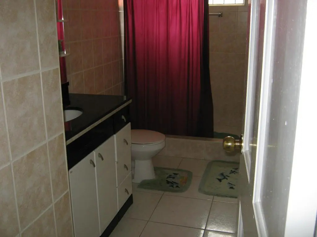 Evelyn's Apartment