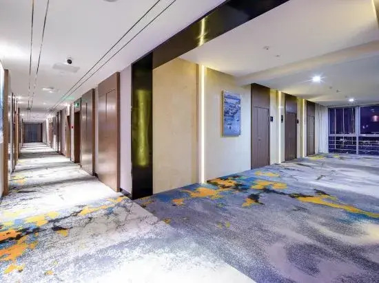 Yeste International Hotel (Guangxi Sports Center Wuxiang Headquarters Base)