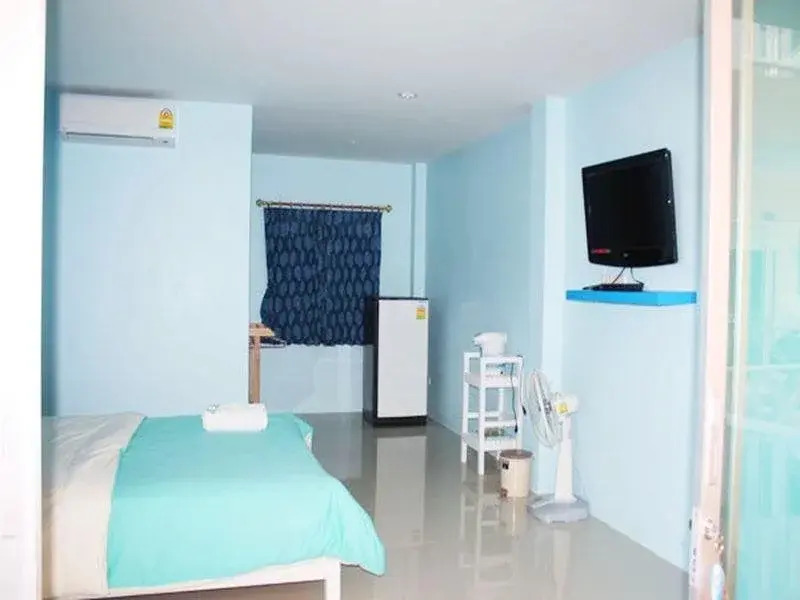 Barberry Beach Resort