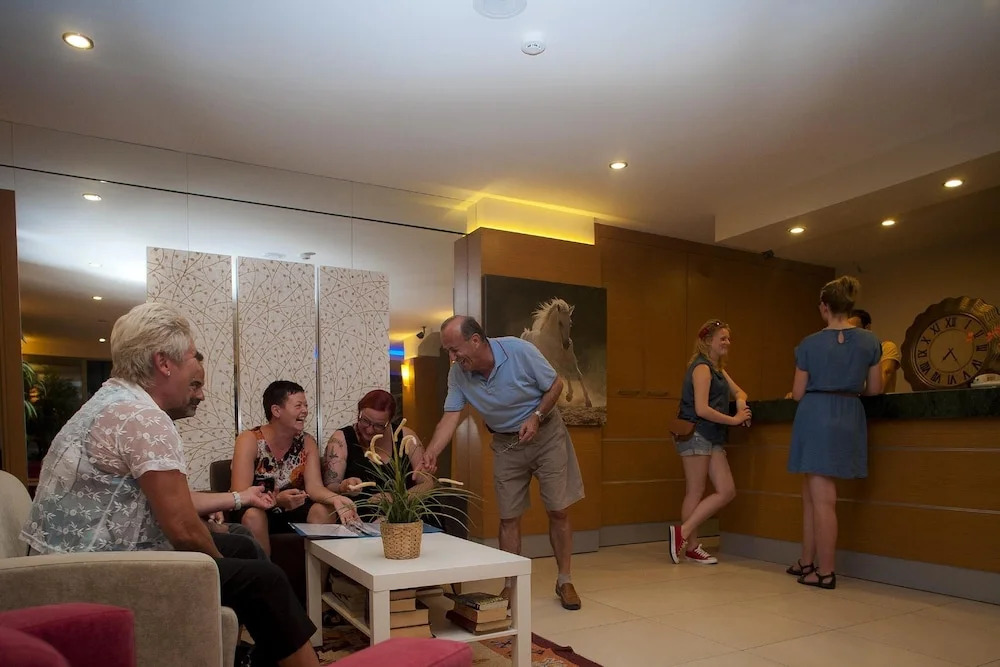 EcemHotel