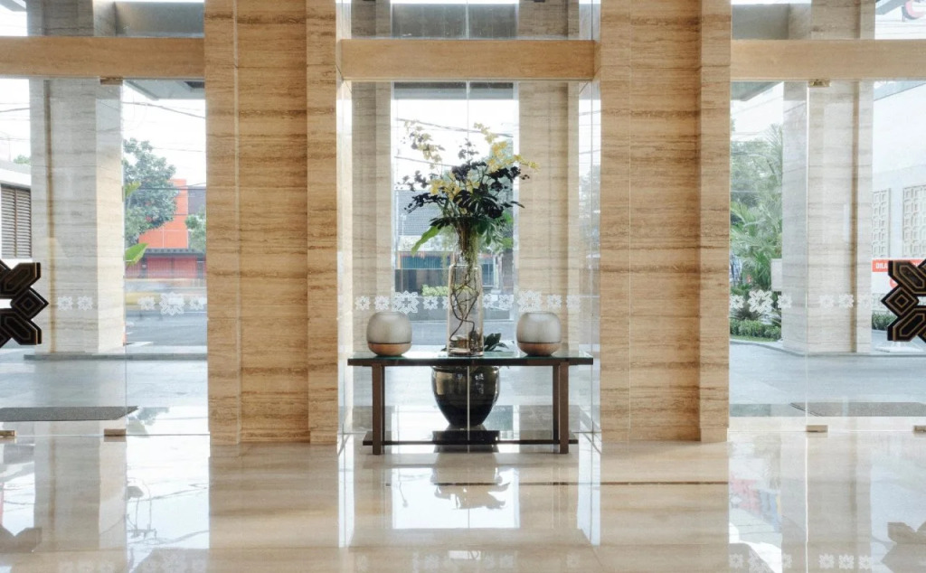 GRAMM HOTEL by Ambarrukmo Yogyakarta