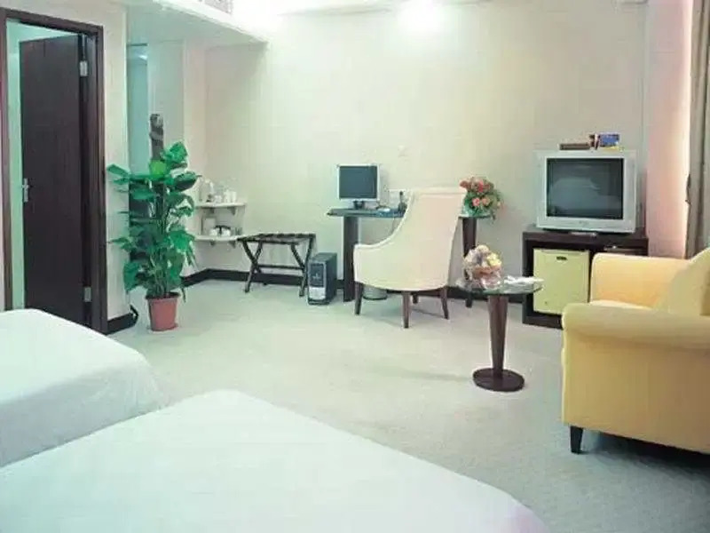 New Empire Hotel