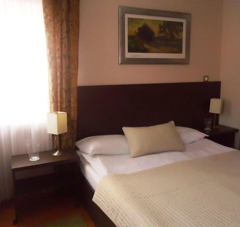 Hotel Divan