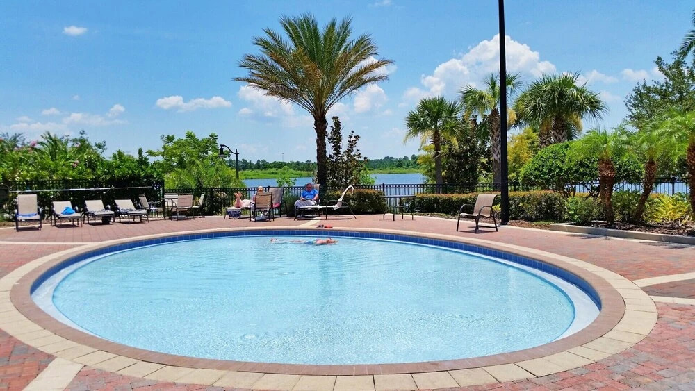Freshly Remodeled Vista Cay Condo Near Disney!