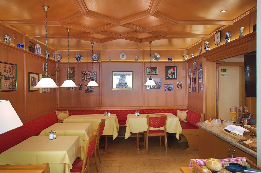 Hotel Kriemhild am Hirschgarten