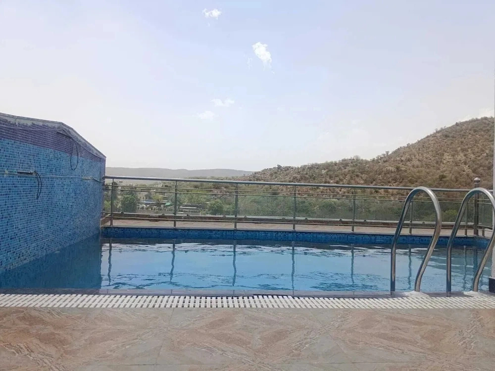 Hotel Birla Palace