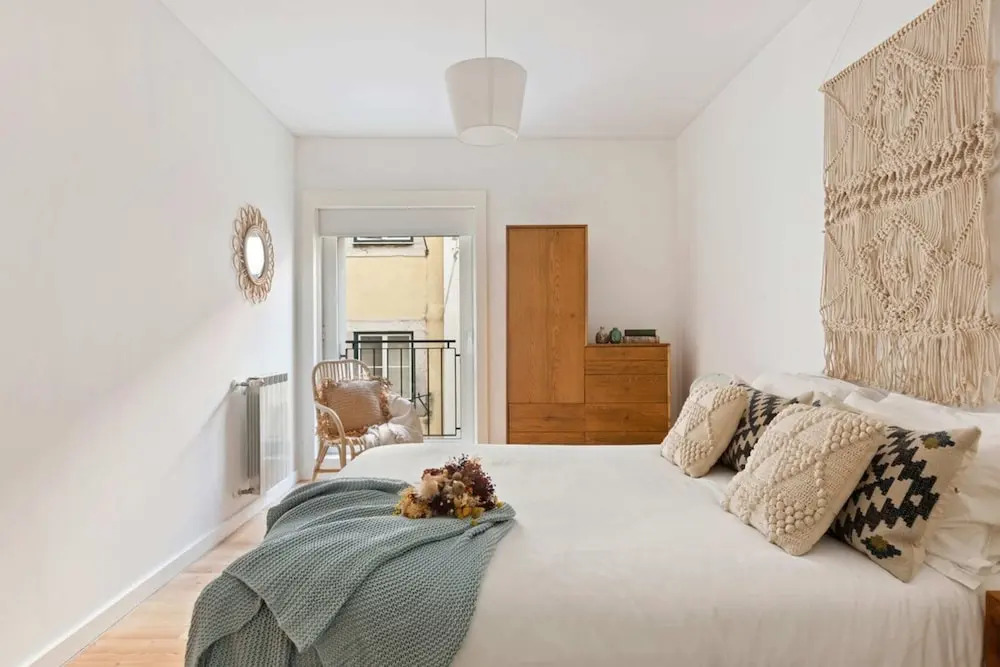 Beautiful 2 Bedroom Apartment in Bairro Alto