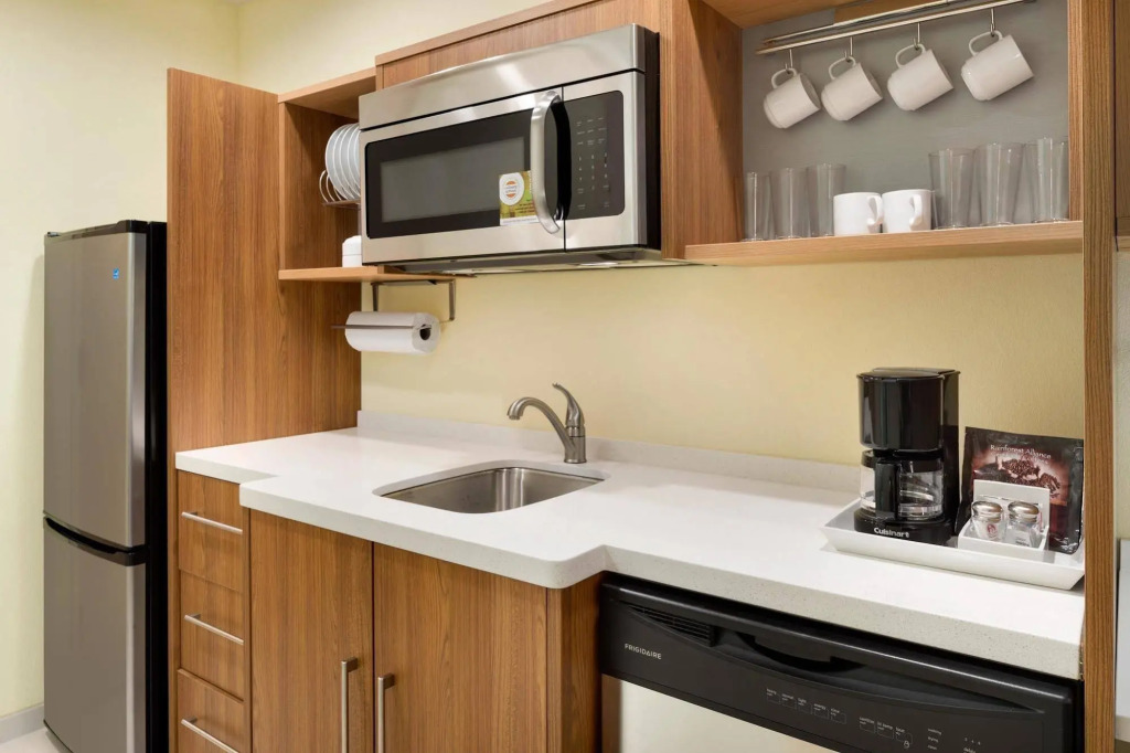 Home2 Suites by Hilton Charlotte Airport