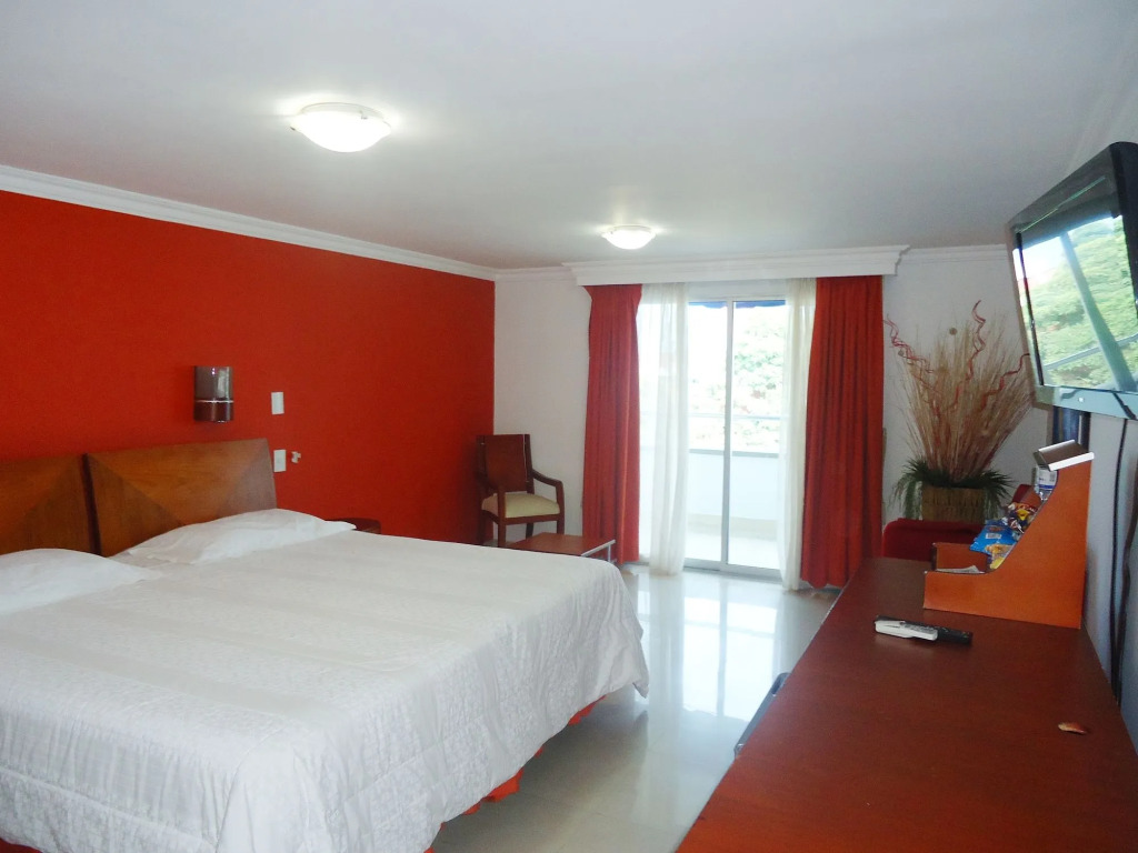 Hotel Charthon