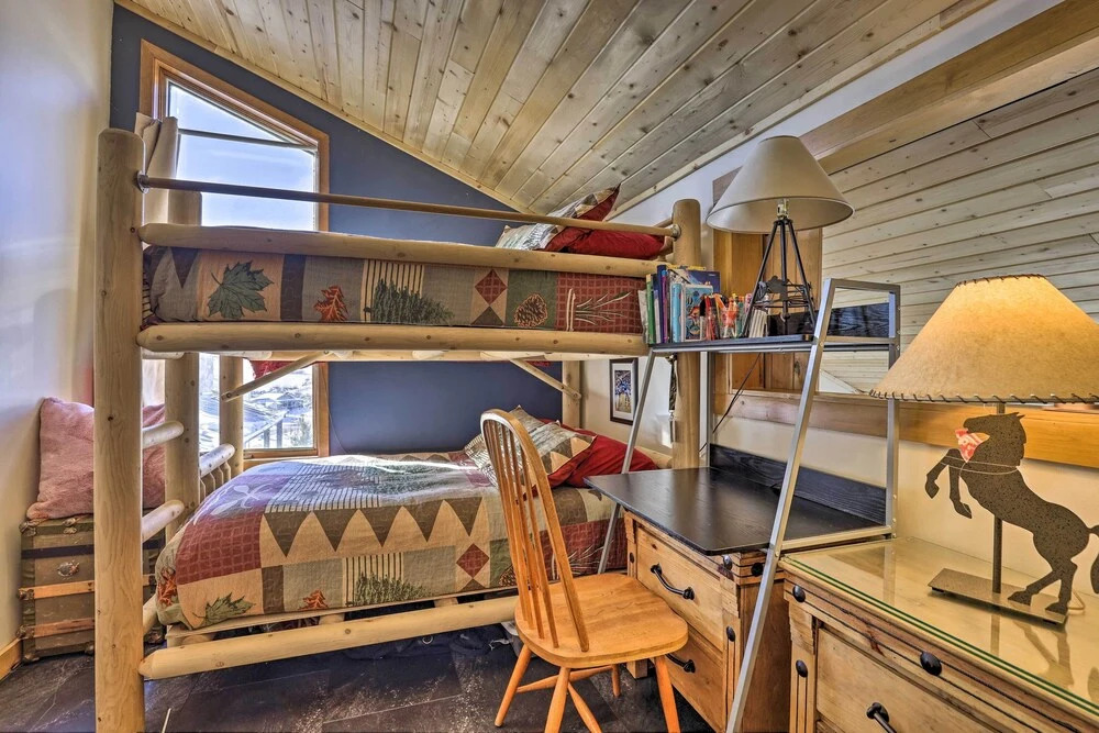 Ski, Soak & Explore! Granby Getaway w/ Mtn Views