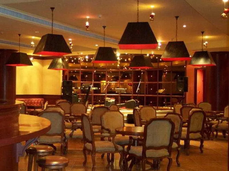Holiday Inn