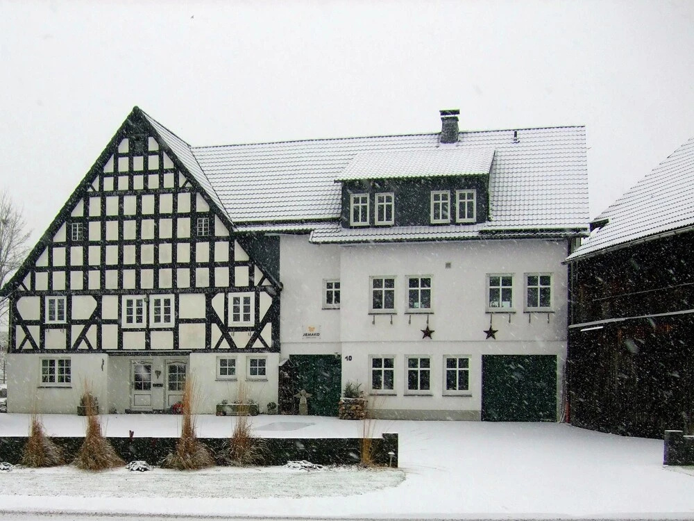 Cozy Apartment With Terrace in Herhagen
